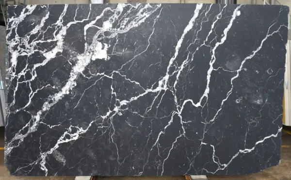MRBL055 - Nero Marquina Thick Vein - Image 2